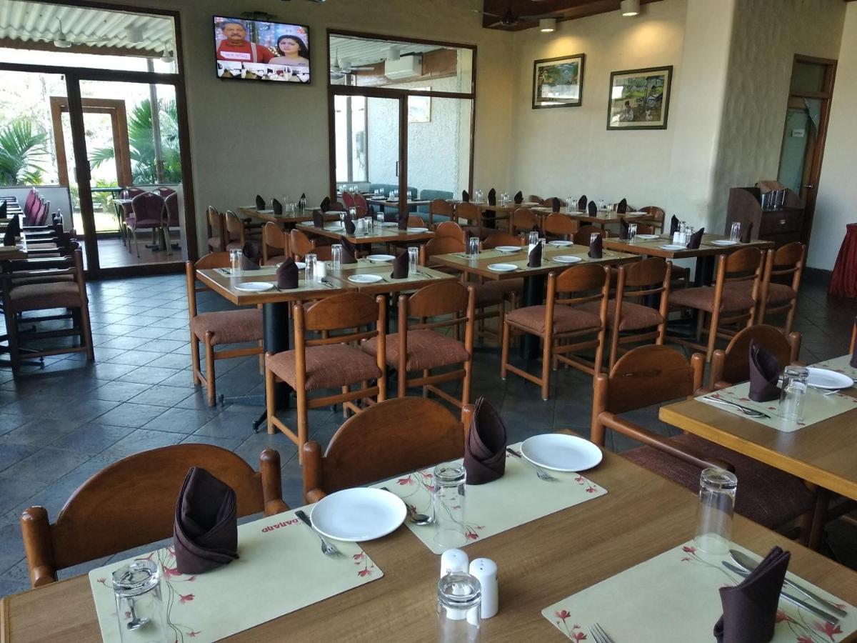 Chryso Hotels Pvt Ltd Ankleshwar Eksteriør billede