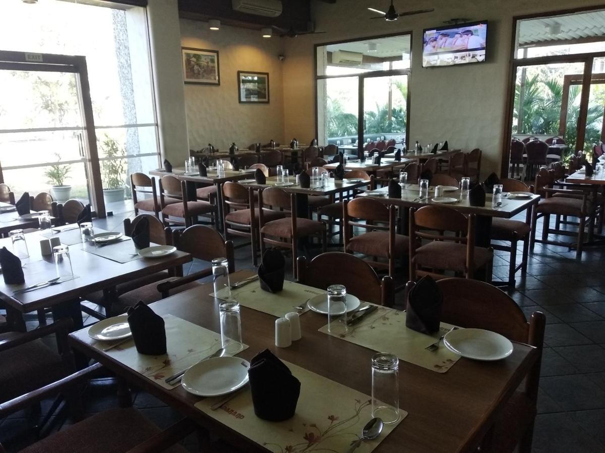 Chryso Hotels Pvt Ltd Ankleshwar Eksteriør billede